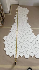 KÖÖGI TAUSTA PLAATIMINE