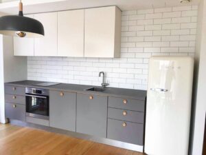 KÖÖGI SEINA PLAATIMINE